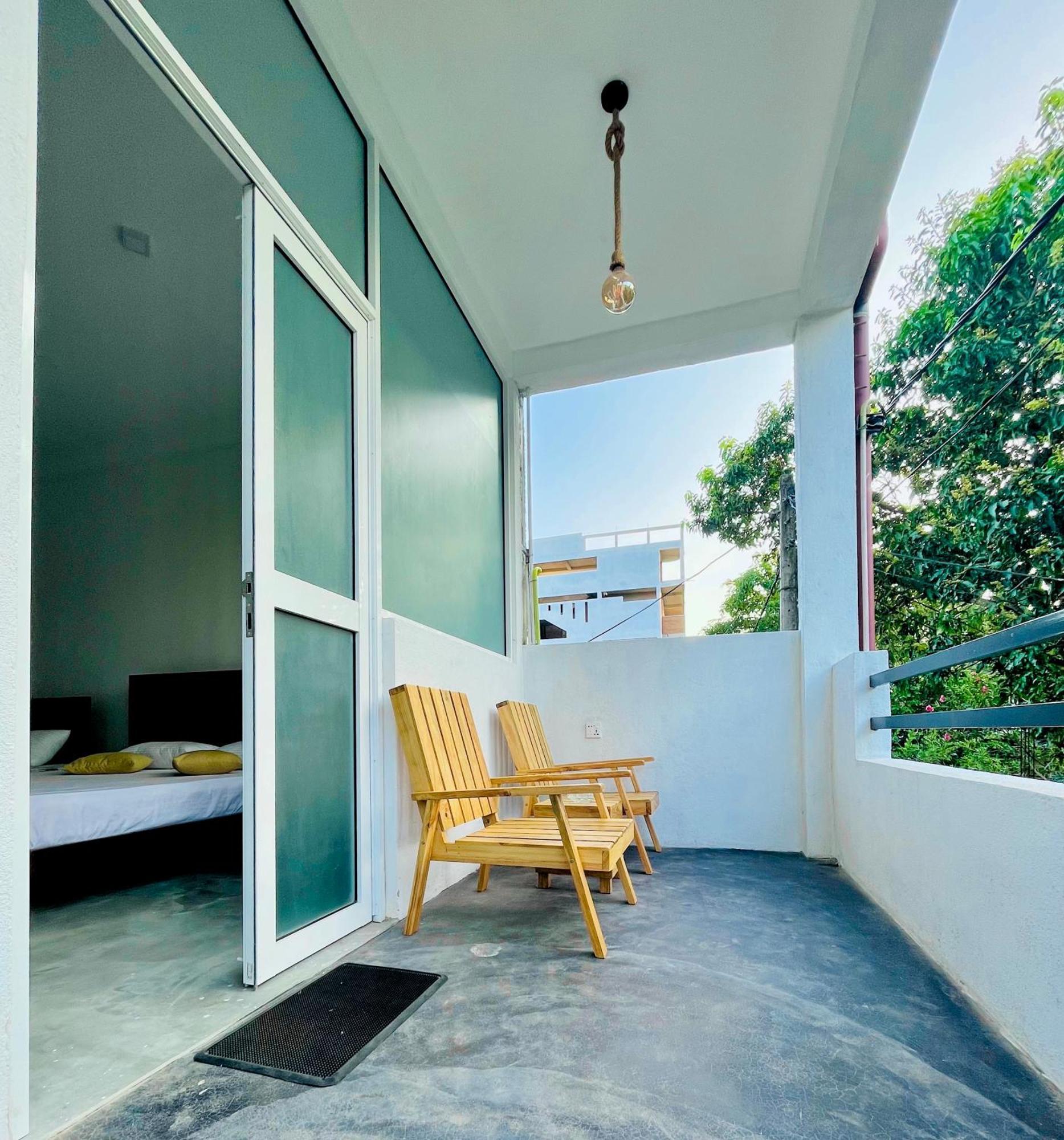 Apartamento Surf & Salt Weligama Exterior foto